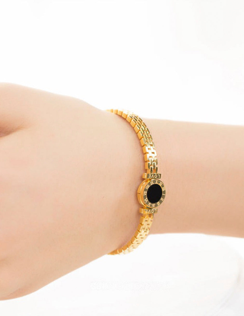 Brazalete Unisex de Oro Laminado con Detalle Negro