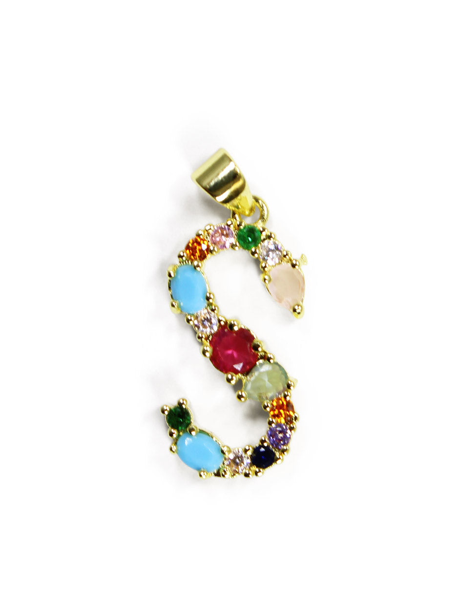 Collar con dije de la A a la Z de colores en Oro laminado
