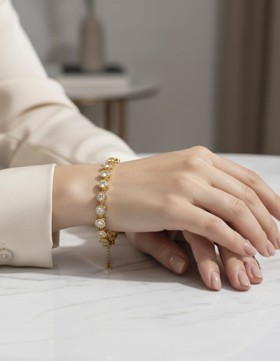 Pulsera Ajustable Moon Oro Laminado Circonias