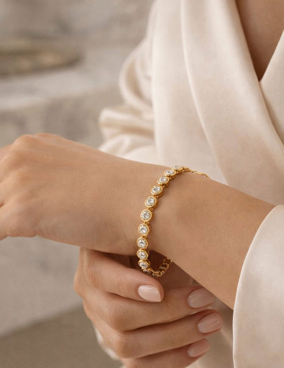 Pulsera Ajustable Moon Oro Laminado Circonias